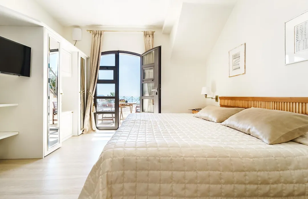 Miramare Apartments&Suites-1