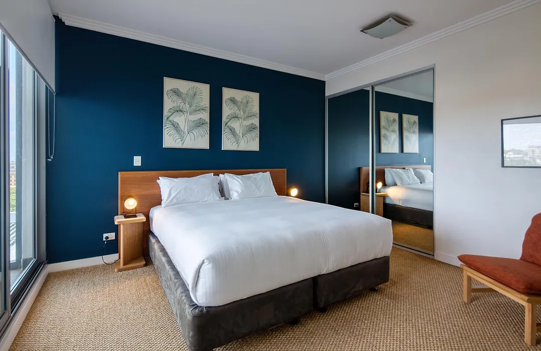 Zara Tower - Luxury Suites And Apartments-1