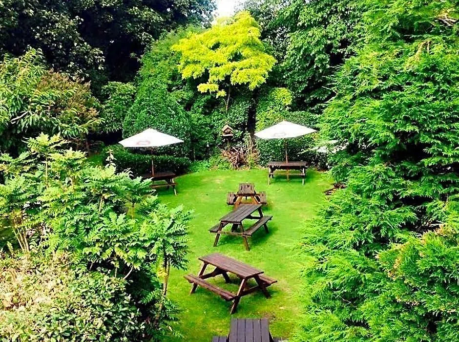 The Red Lion Inn & Restaurant-1