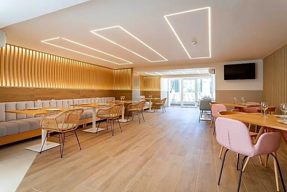Halley Hotel & Apartments Affiliated By Melia-1
