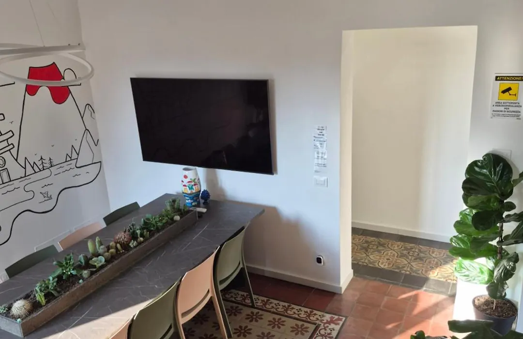 Liotru Maisonne, Rooms With En-Suite Bathroom And Shared Bathroom-1