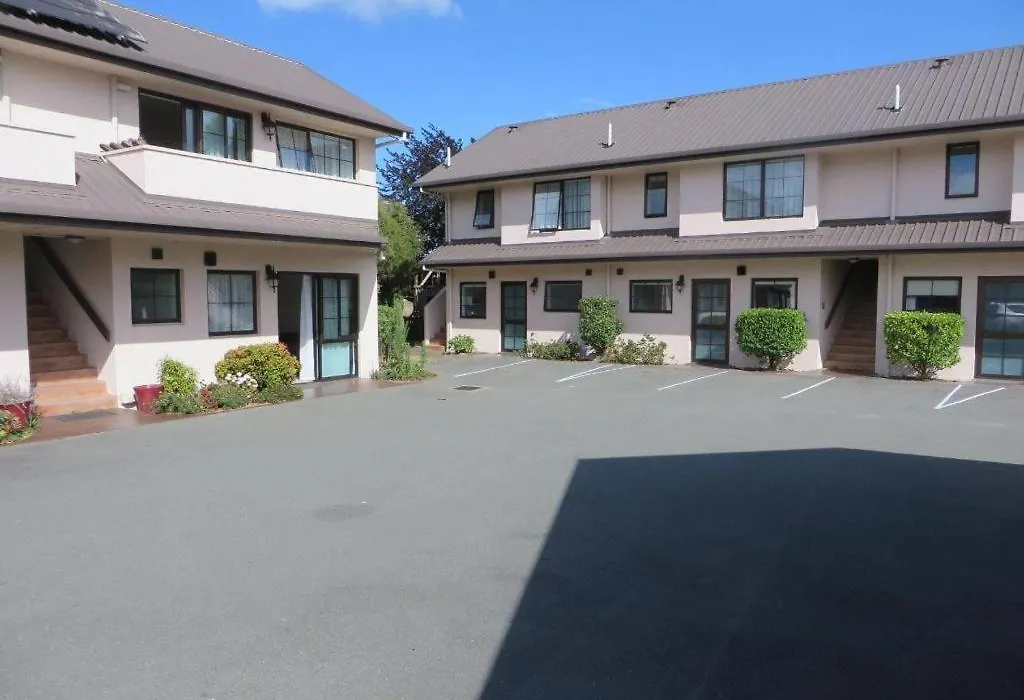 Arrow Motel-1