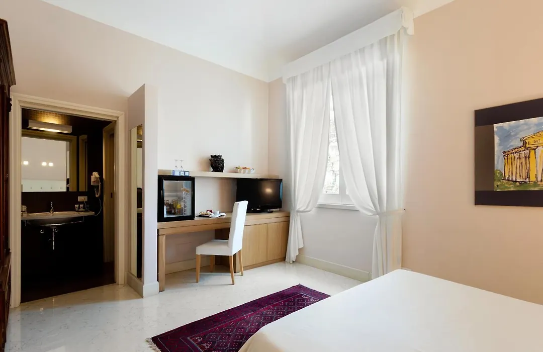 Hotel Palazzo Brunaccini-1
