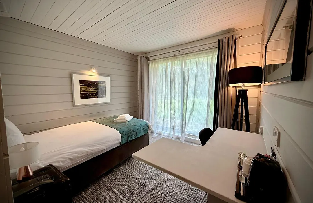 Chevin Country Park Hotel & Spa-1