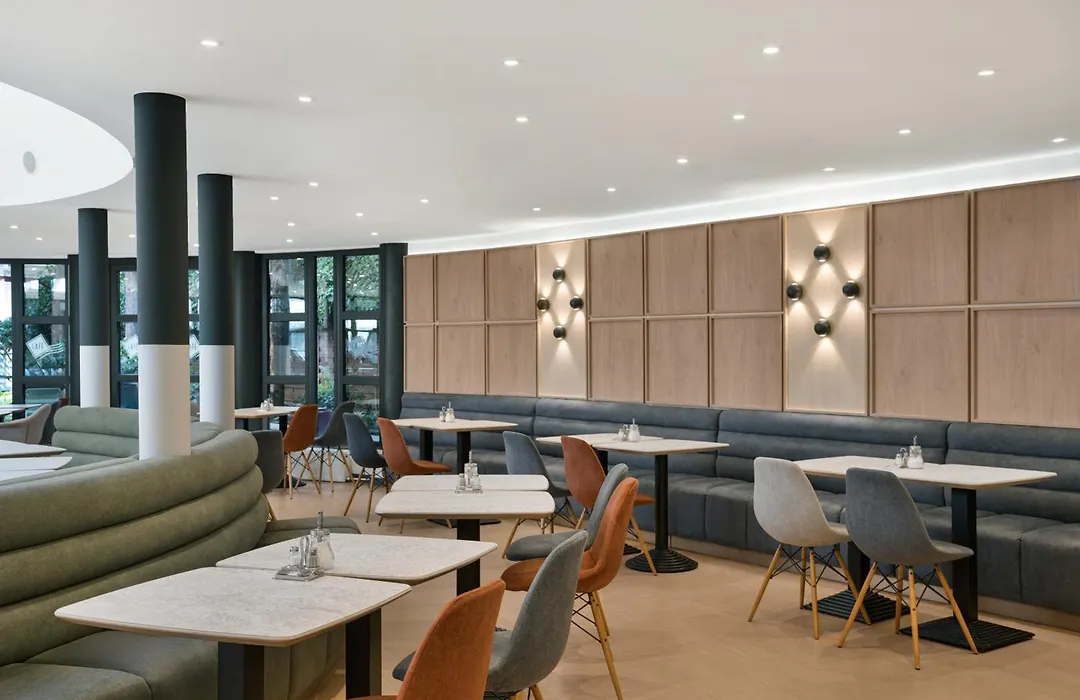 Ibis Styles Budapest Heroes Square-1