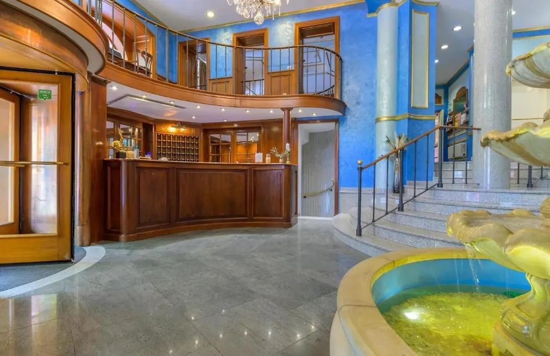 Hotel Kinsky Fountain-1