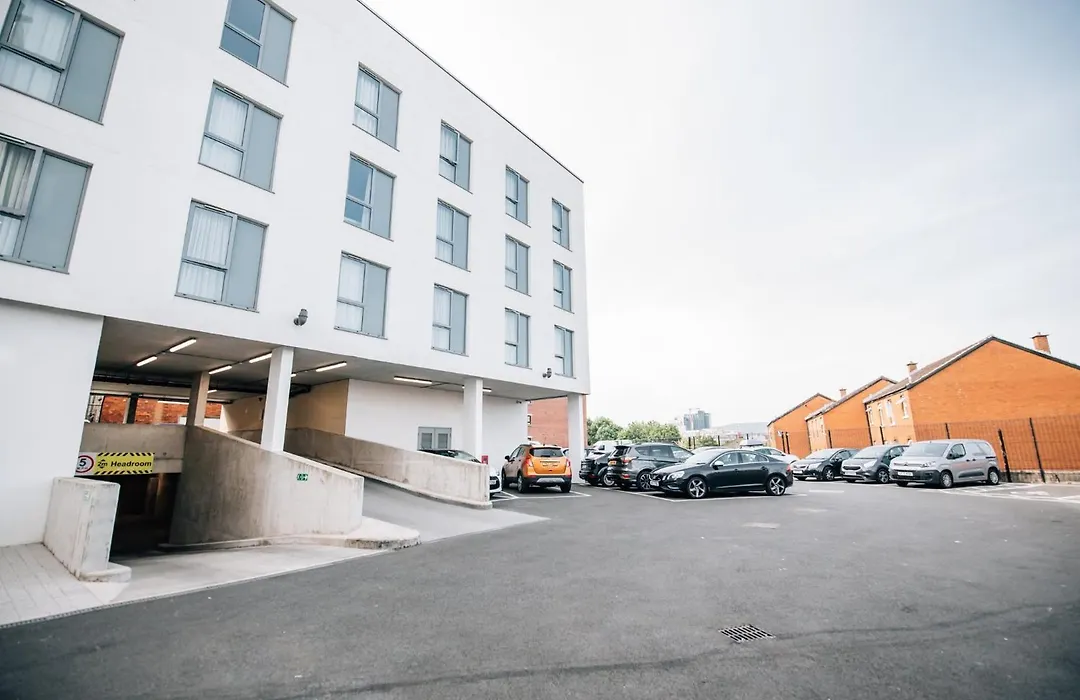 Holiday Inn Express Belfast City By Ihg-1