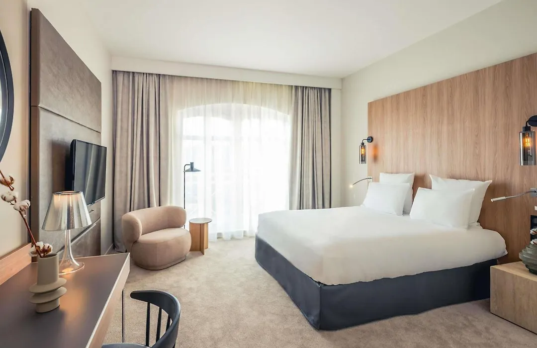 Mercure Troyes Centre-1