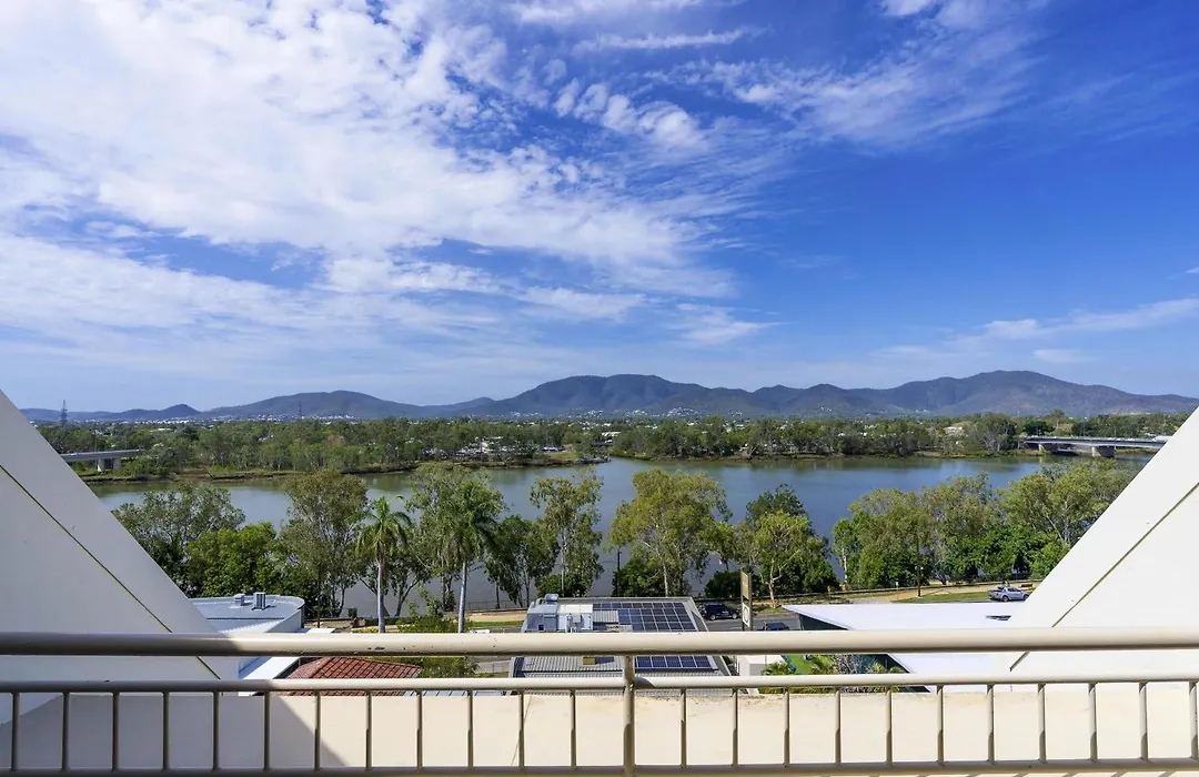 Mercure Rockhampton-1