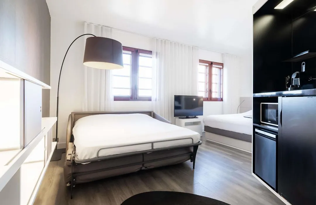 Novotel Suites Perpignan Centre - Grandes Suites & Confort Centre-Ville-1