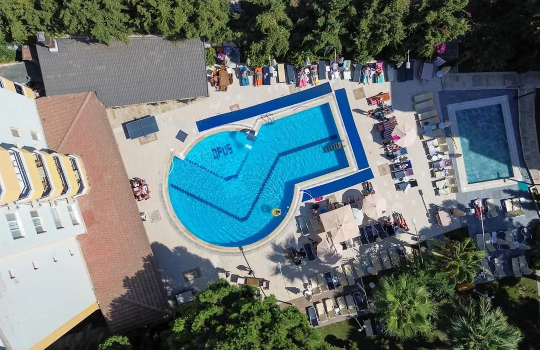 Opus Apart Hotel-1