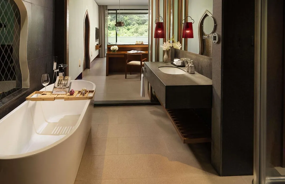 Avista Hideaway Phuket Patong - Mgallery-1
