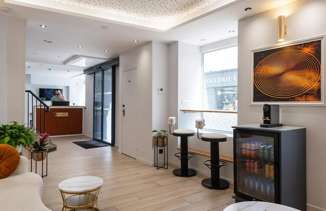 55 Hotel Montparnasse-1