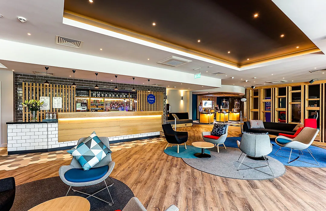 Holiday Inn Express - Bicester By Ihg-1