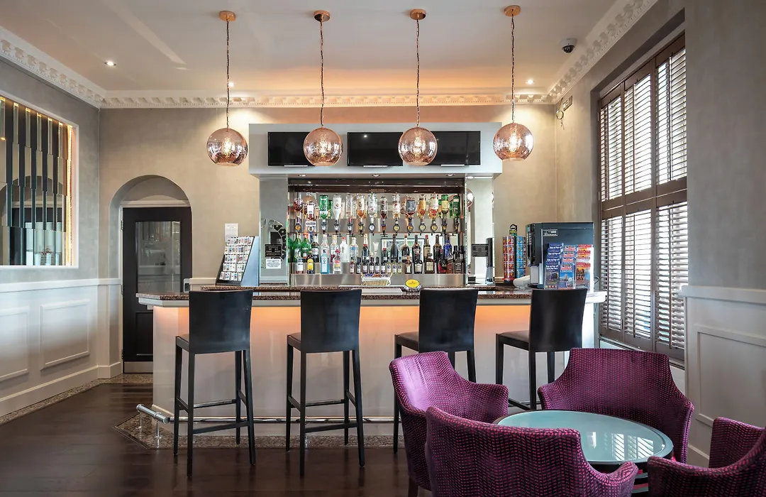 Sidney Hotel London-Victoria-1