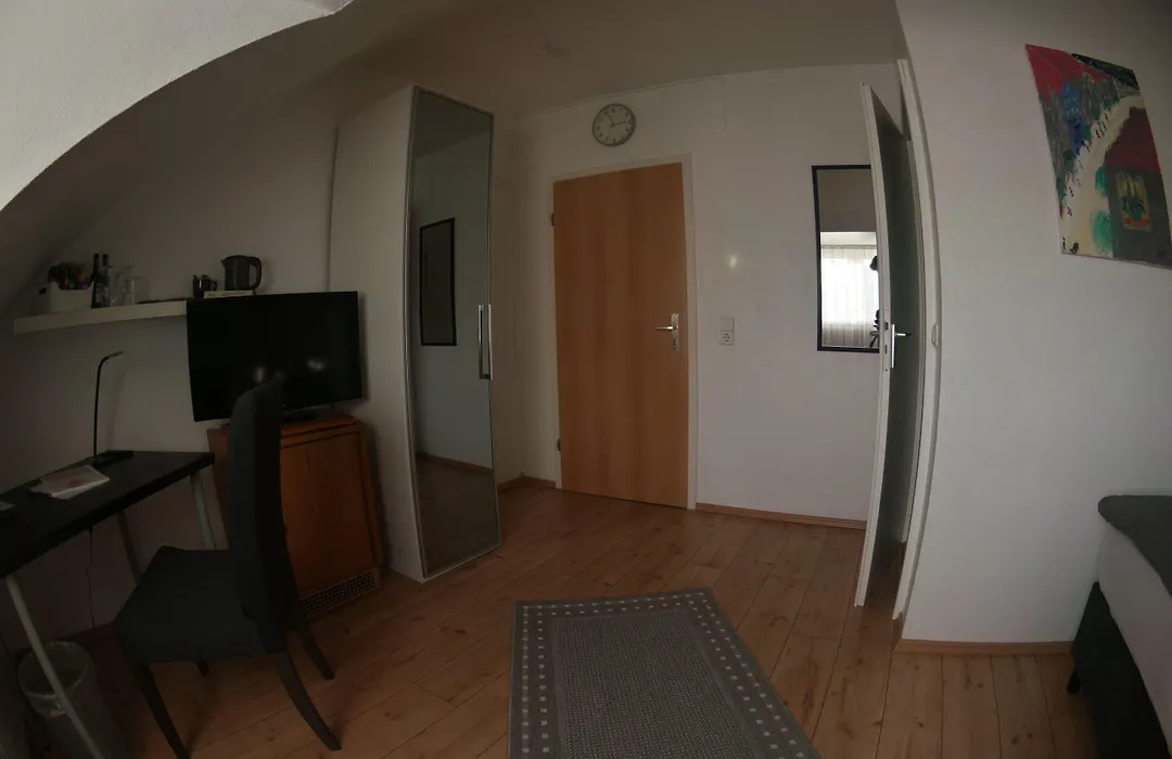 Hotel Merlin-1