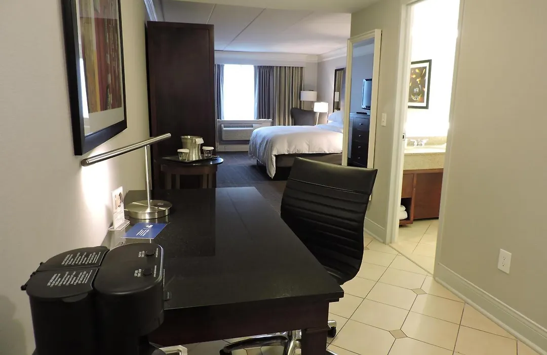 Hilton Mystic-1