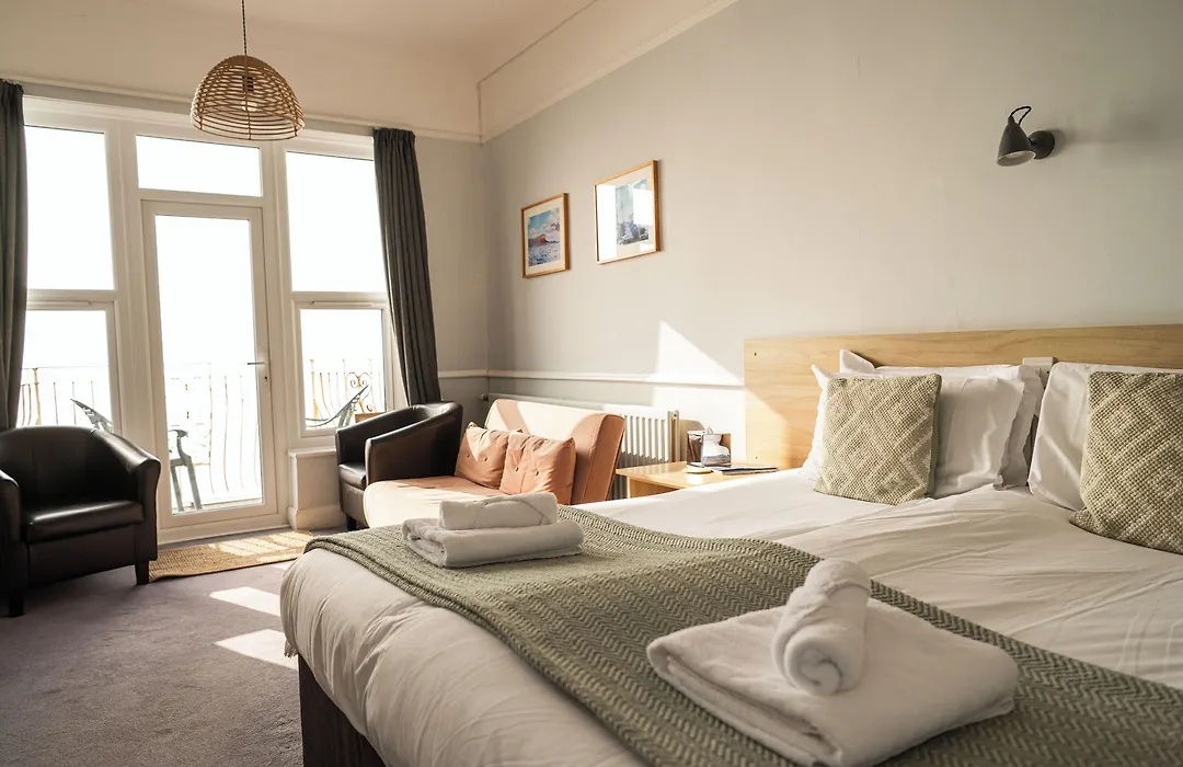 The Elizabeth-1