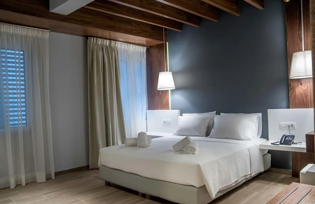 Ad Athens Luxury Rooms & Suites-1