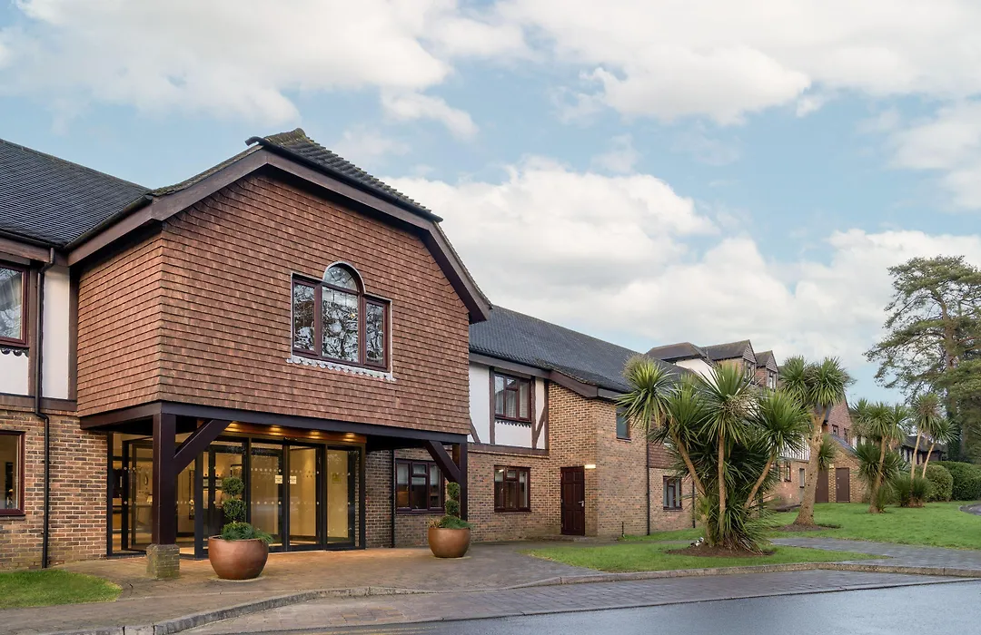 Felbridge Gatwick Hotel & Spa-1