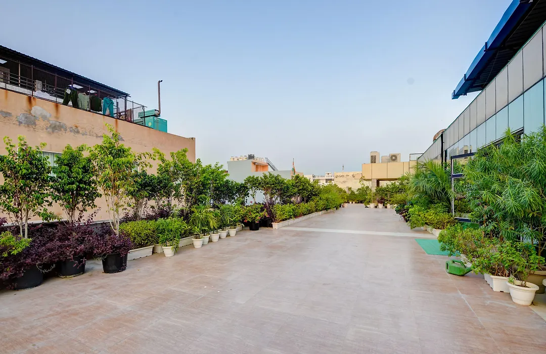 Airport Hotel Grand-1