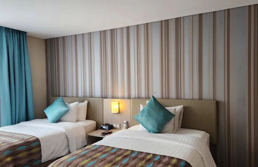Hotel Plaza Suites-1