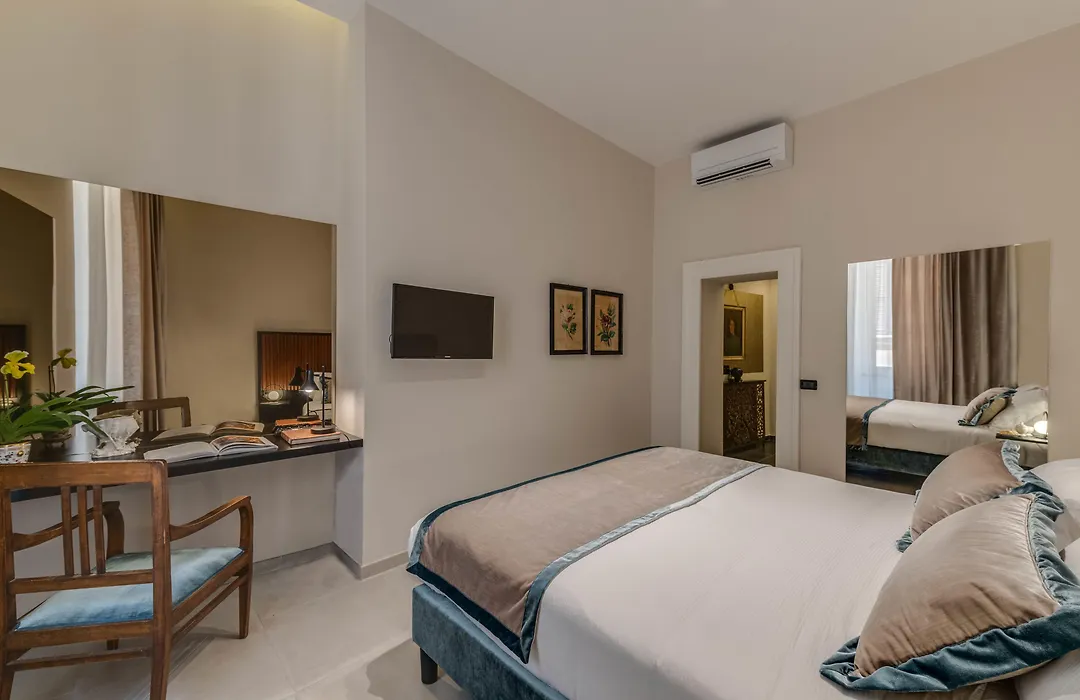 Navona Theatre Hotel-1