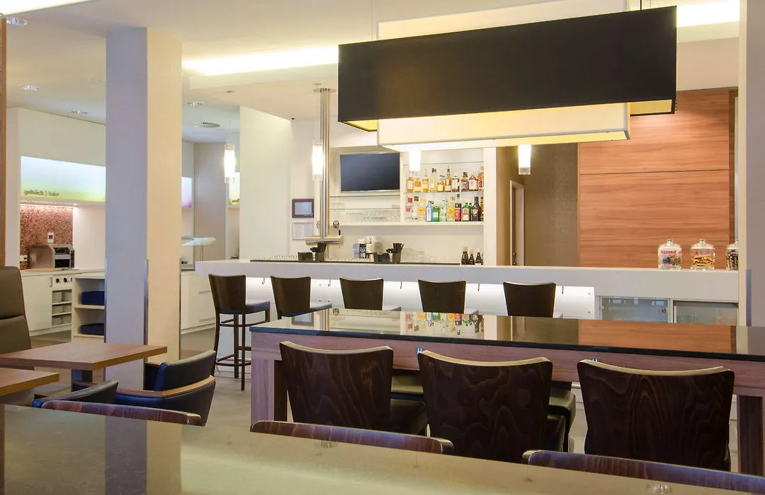 Hampton By Hilton Nuernberg City Center-1