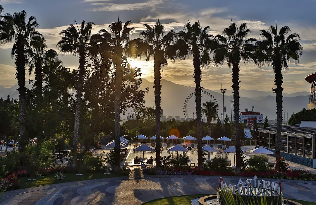Nashira City Resort Hotel-1