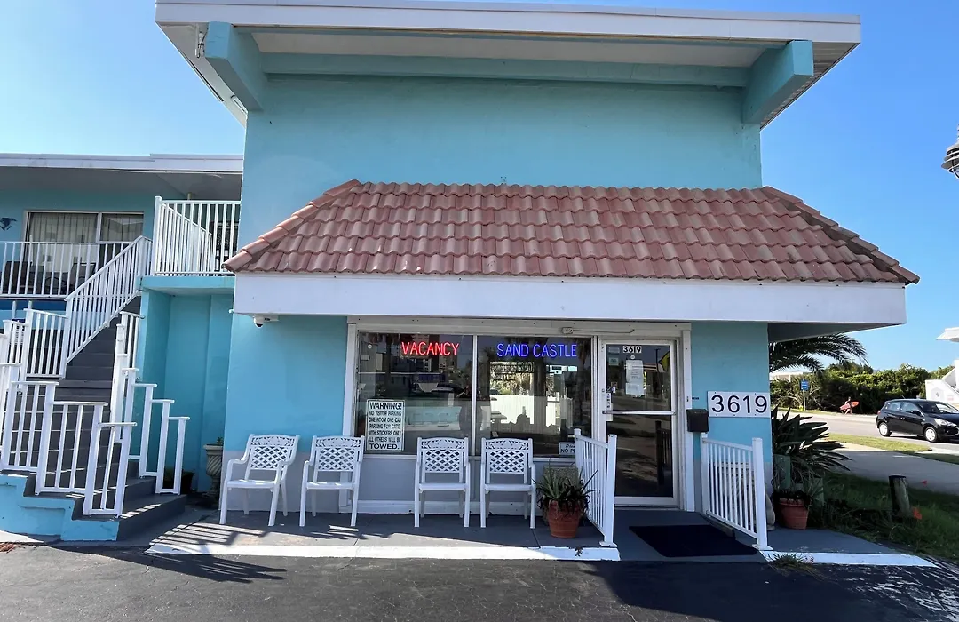 Sand Castle Motel-1