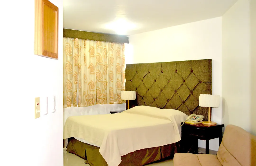 Aparta Hotel Plaza del Sol-1