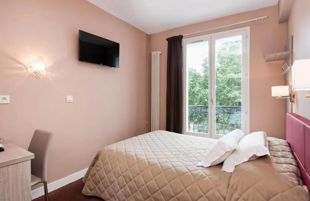 Hotel Americain-1