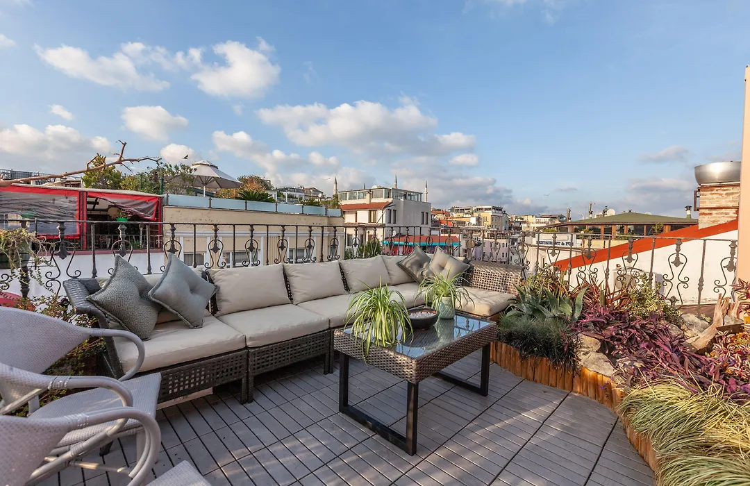 Romantic Hotel Istanbul-1