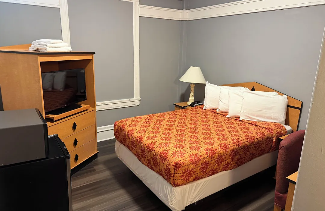 Layne Hotel-1