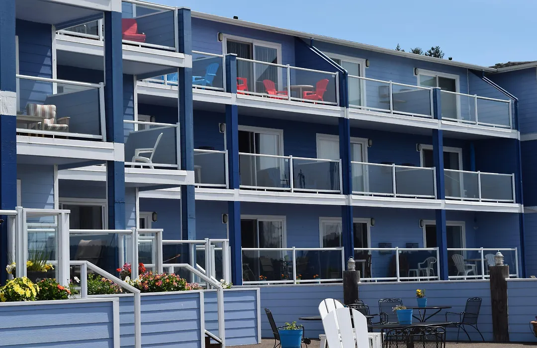 The Landing At Newport Condominium Hotel-1