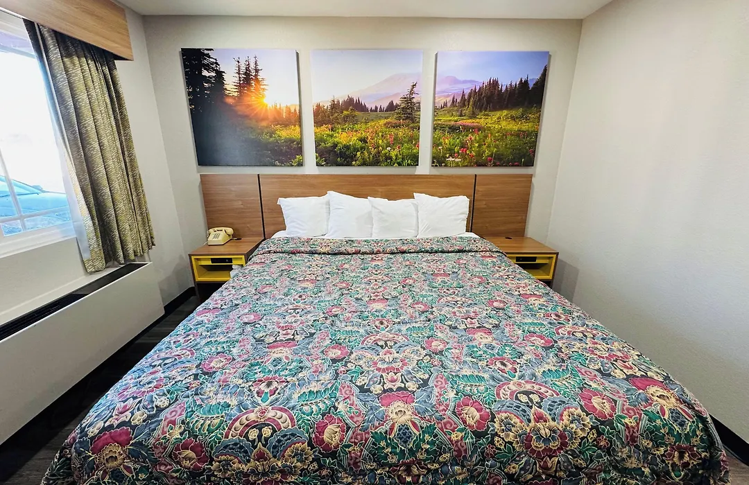 Days Inn By Wyndham Barstow-1