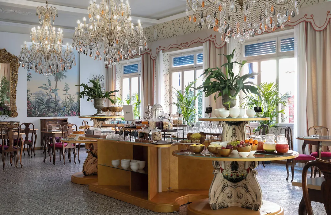 Palace Hotel-1