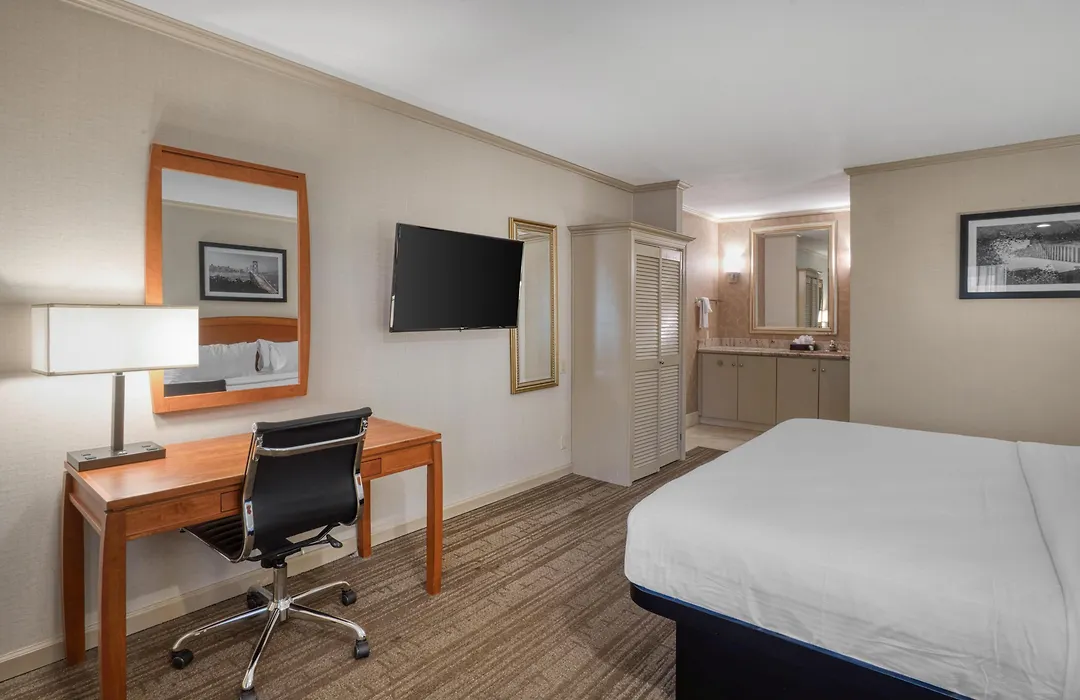 Surestay Plus Hotel By Best Western Mountain View-1