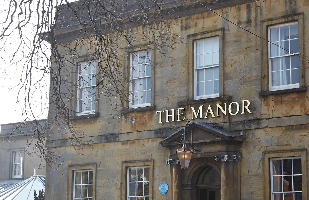 Manor Hotel By Greene King Inns-1