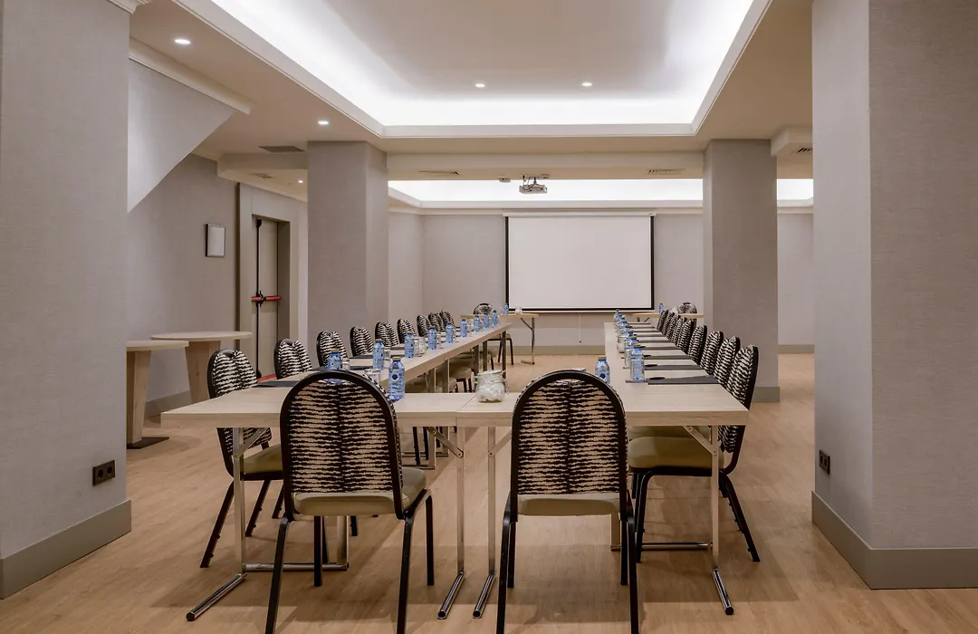 Ac Hotel Carlton Madrid By Marriott-1