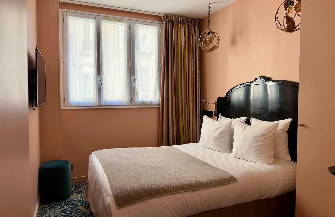 New Hotel Republique-1
