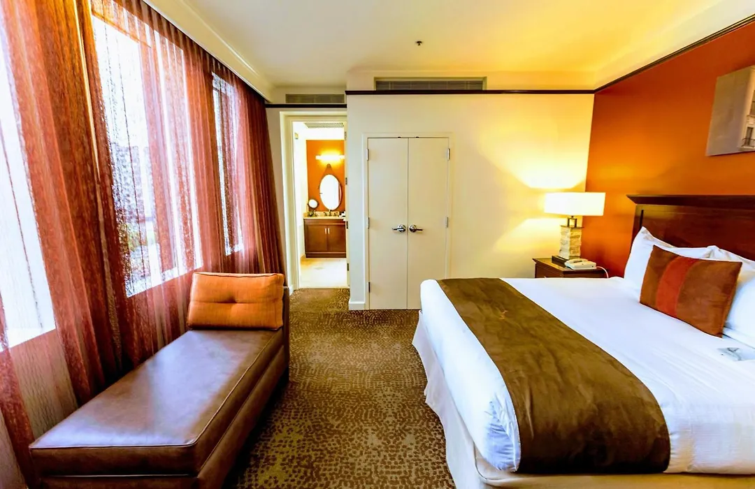 The Emily Morgan Hotel - A Doubletree By Hilton-1