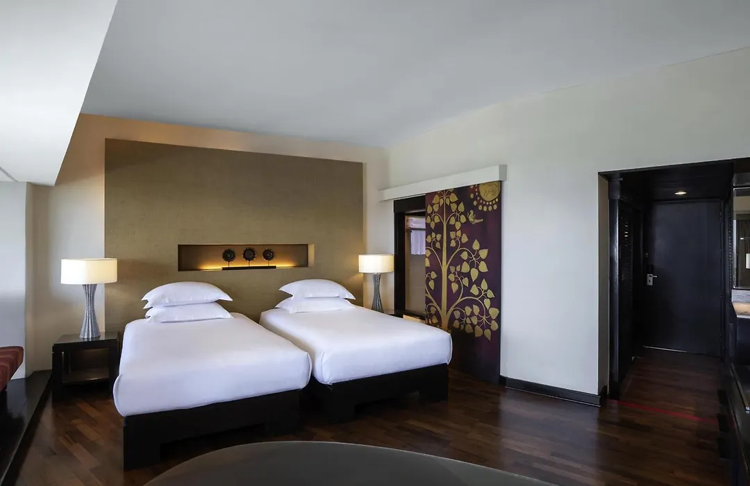 Pullman Phuket Karon Beach Resort-1