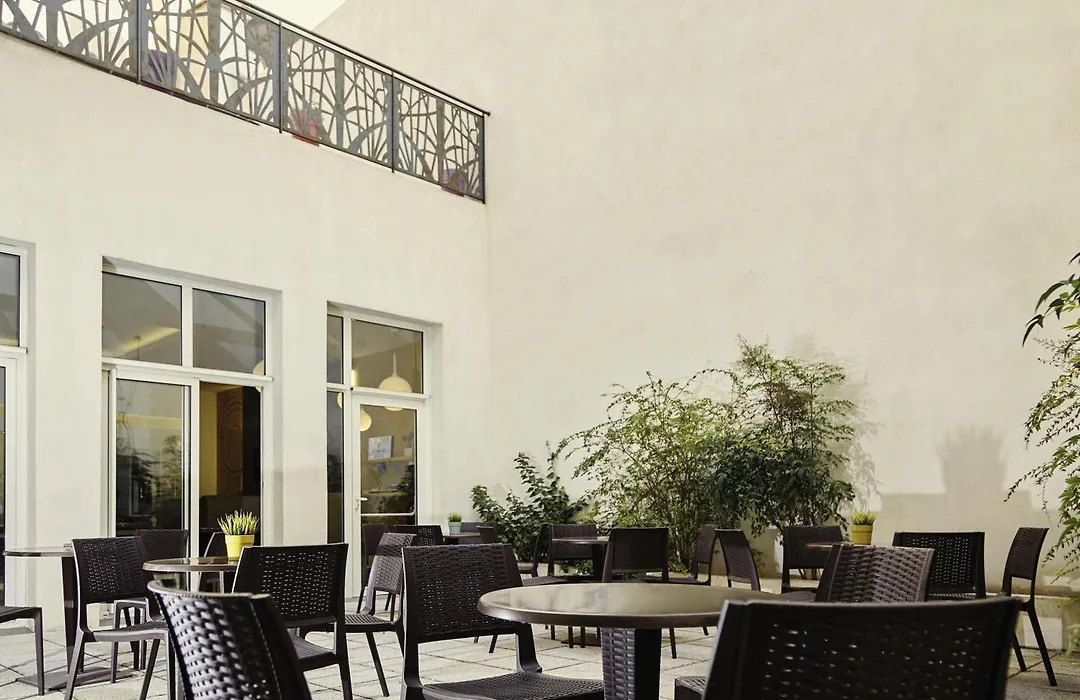 Ibis Styles Marseille Gare Saint-Charles-1