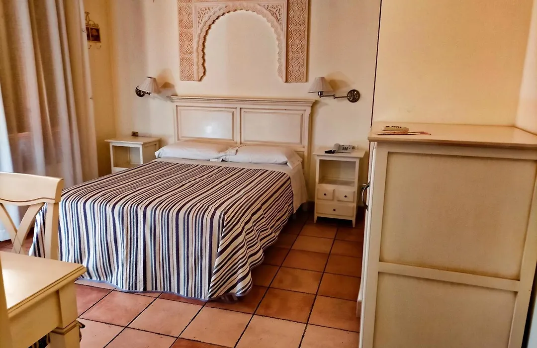 Abadia Hotel-1