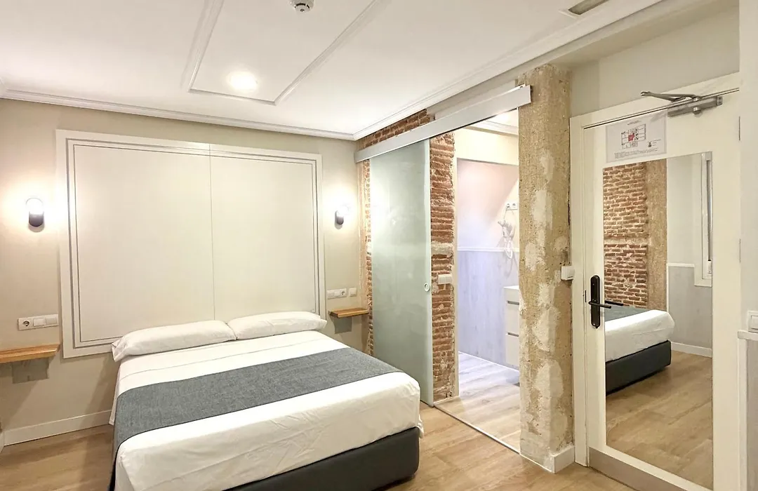 Hostal Madrid-1