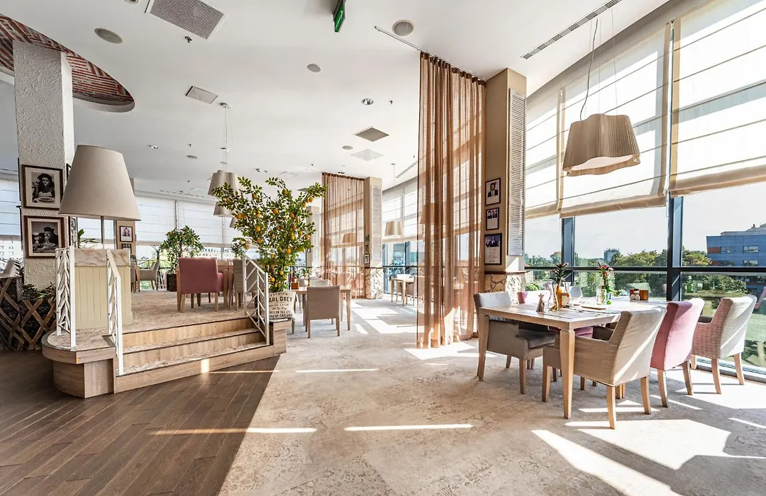 Hotel Rzeszow-1