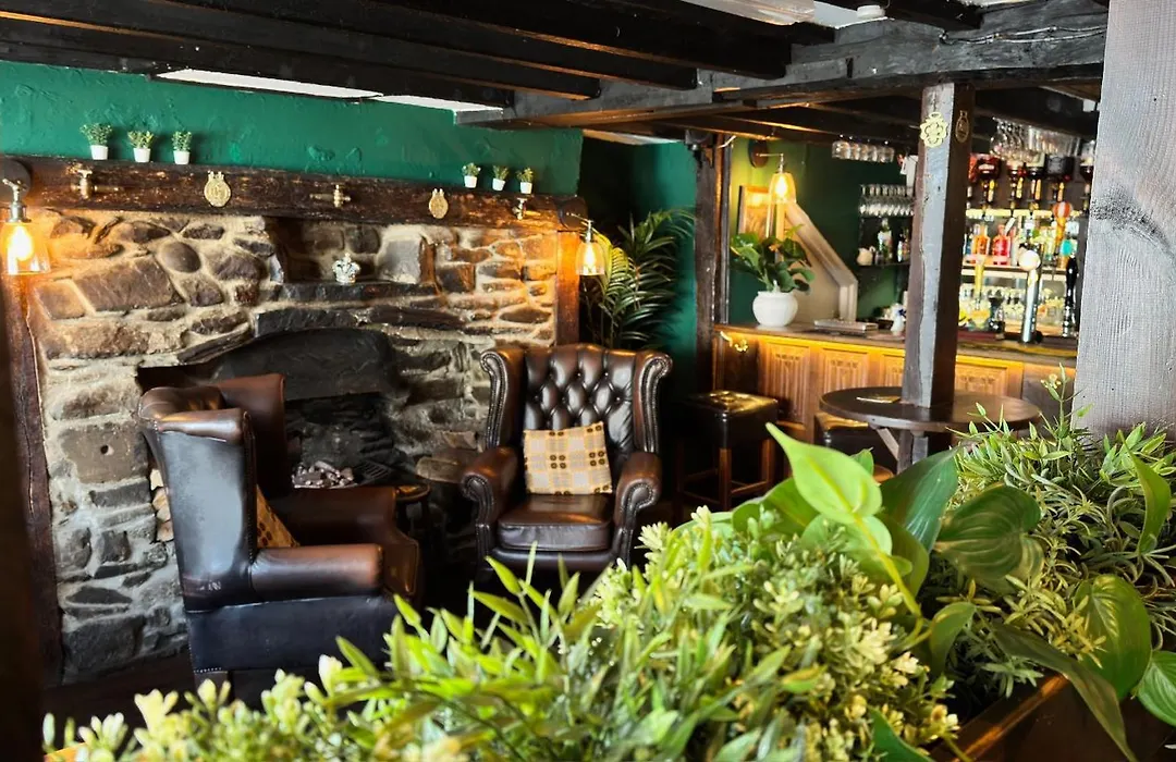 Crown Inn-1