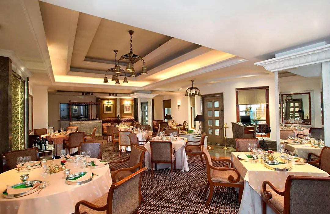 Sheraton New Delhi Hotel-1