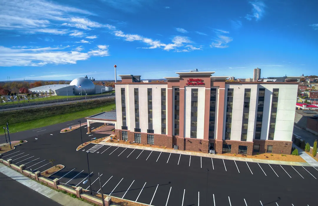 Hampton Inn & Suites Springfield Downtown-1